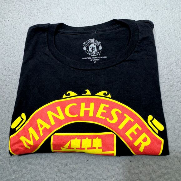 Manchester United Shirt Mens Extra Large Black Soccer Crest Official Crew Casual - Picture 1 of 11
